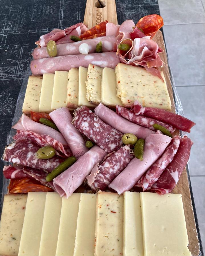 Le Jack' N Klo, Acces Terrasse De L'Etablissement Appartement Rives  Buitenkant foto